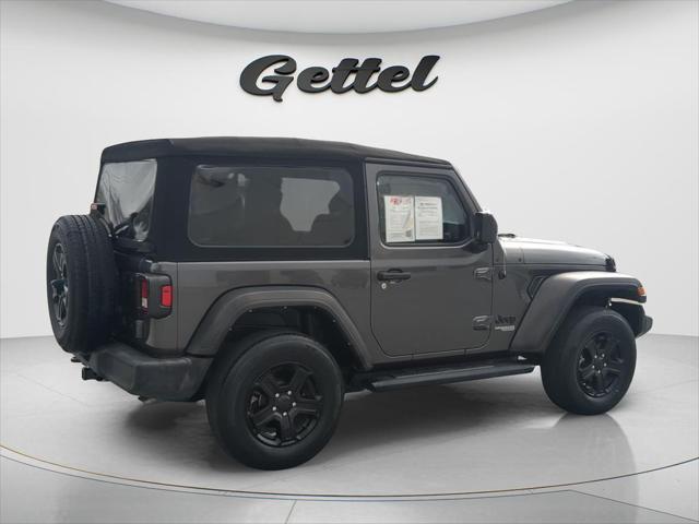 Jeep Wrangler Sport S 4X4 - Thumbnail 3