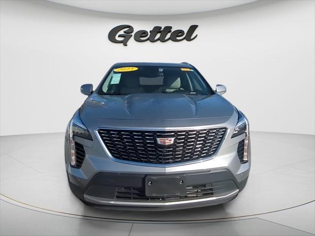 Cadillac Xt4 Awd Premium Luxury - Thumbnail 2