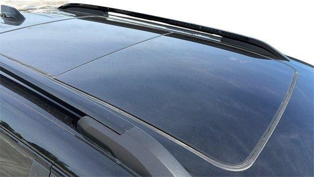 Gmc Terrain At4 All Wheel Drive Suv - Thumbnail 12