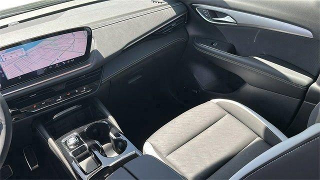 Buick Envision Sport Touring All Wheel Drive Suv - Thumbnail 19