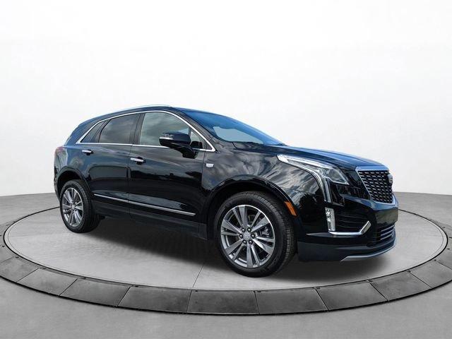 Cadillac Xt5 Premium Luxury All Wheel Drive Suv - Thumbnail 2