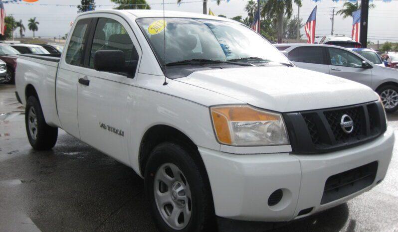 Nissan Titan - Thumbnail 4