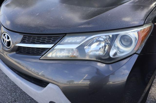 Toyota Rav4 Limited Fwd Suv - Thumbnail 3