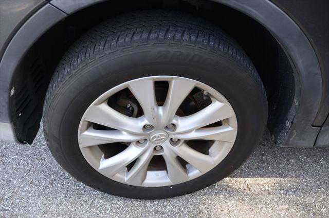 Toyota Rav4 Limited Fwd Suv - Thumbnail 4