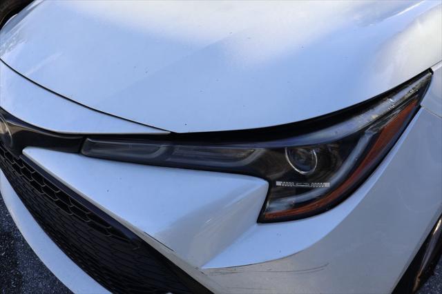 Toyota Corolla Hatchback Se - Thumbnail 3