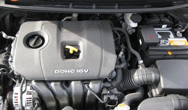 Kia Forte - Thumbnail 16