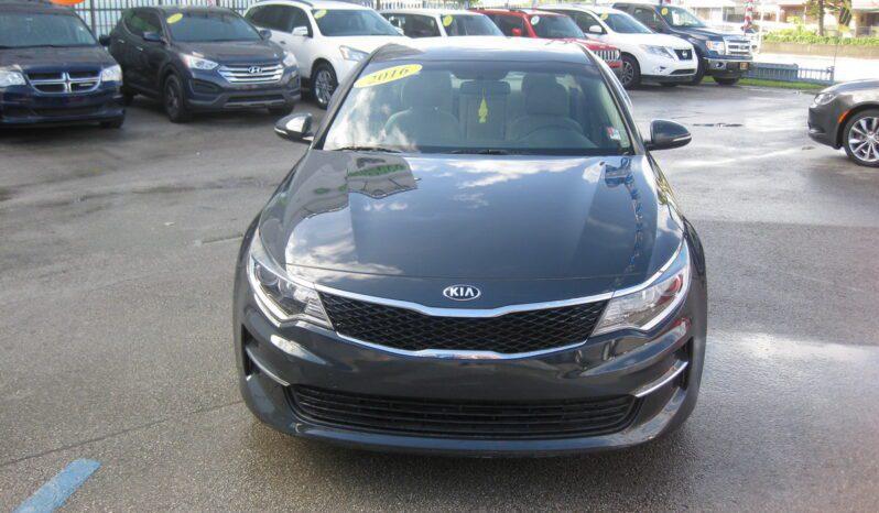 Kia Optima - Thumbnail 3
