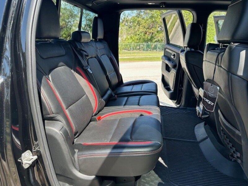 Dodge RAM 1500 - Thumbnail 15