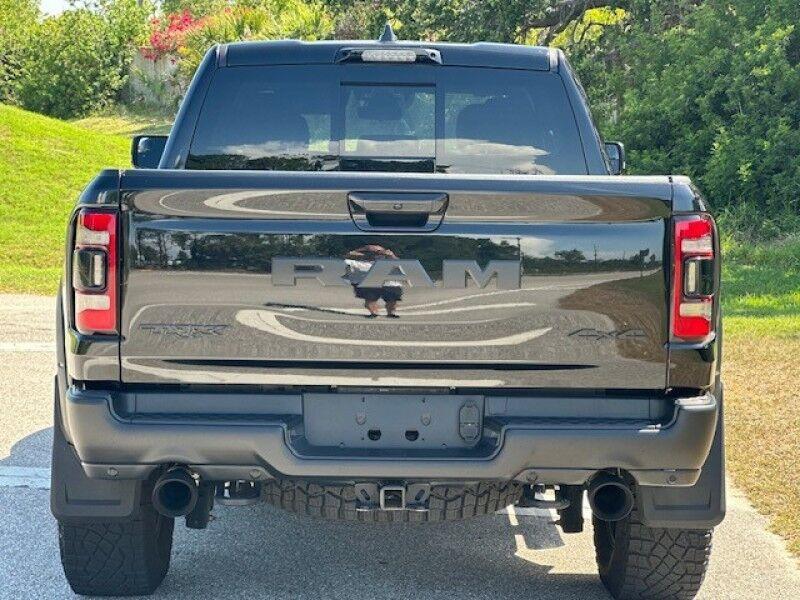 Dodge RAM 1500 - Thumbnail 4