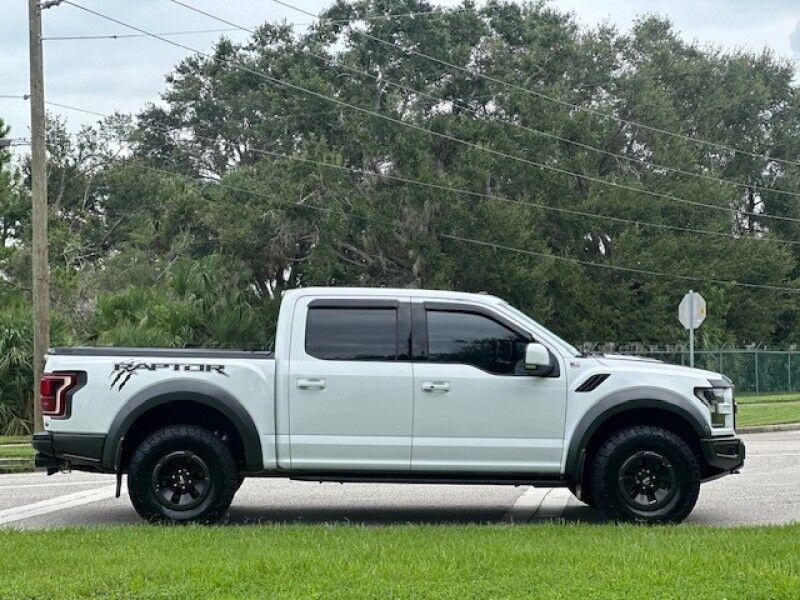 Ford F-150 - Thumbnail 6