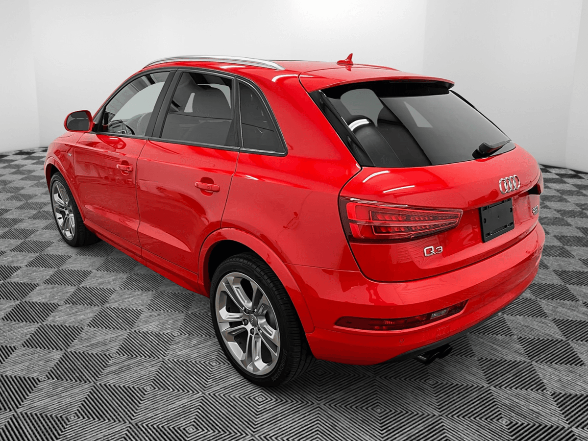 Audi Q3 Sport Premium - Thumbnail 3