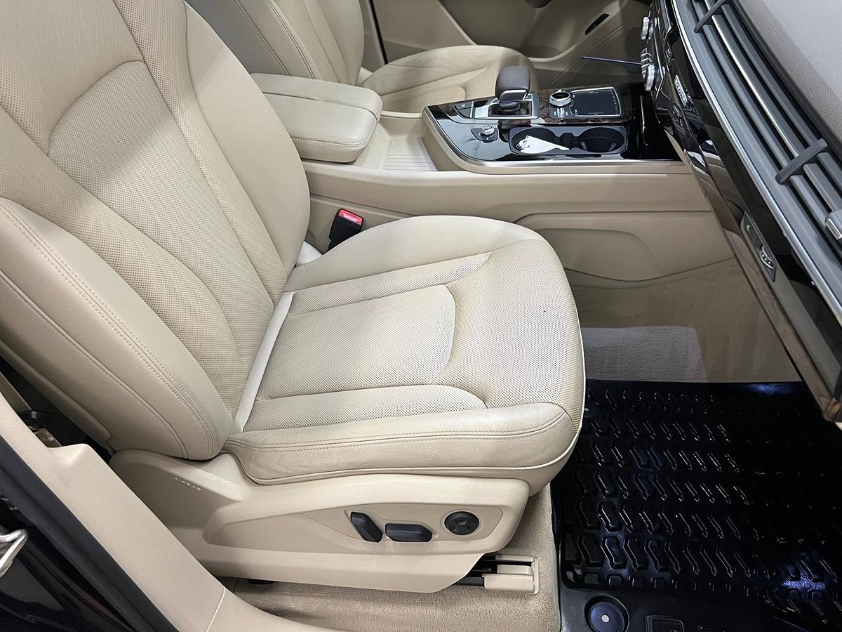 Audi Q7 Prestige - Thumbnail 9