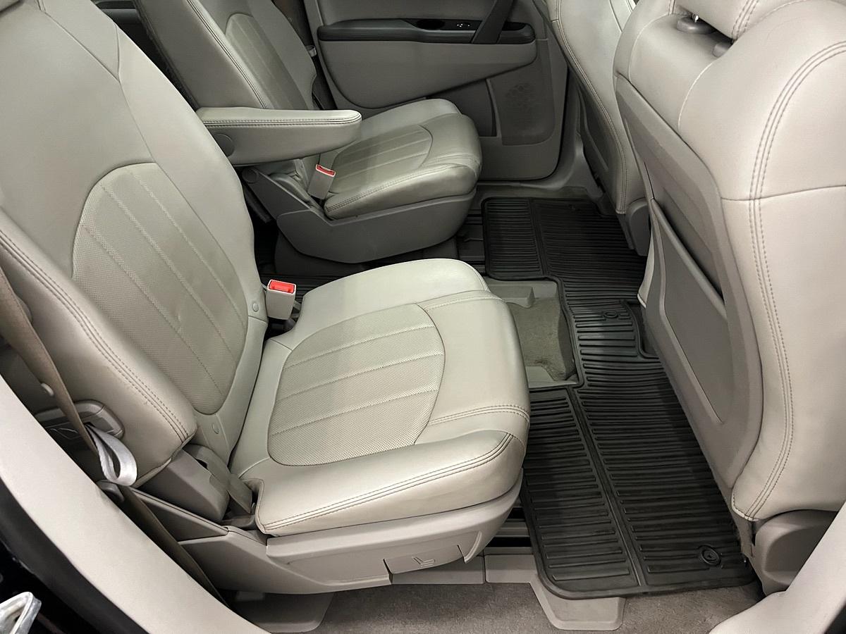 Buick Enclave Premium - Thumbnail 9