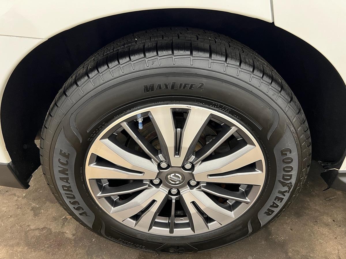 Nissan Pathfinder Sv - Thumbnail 12