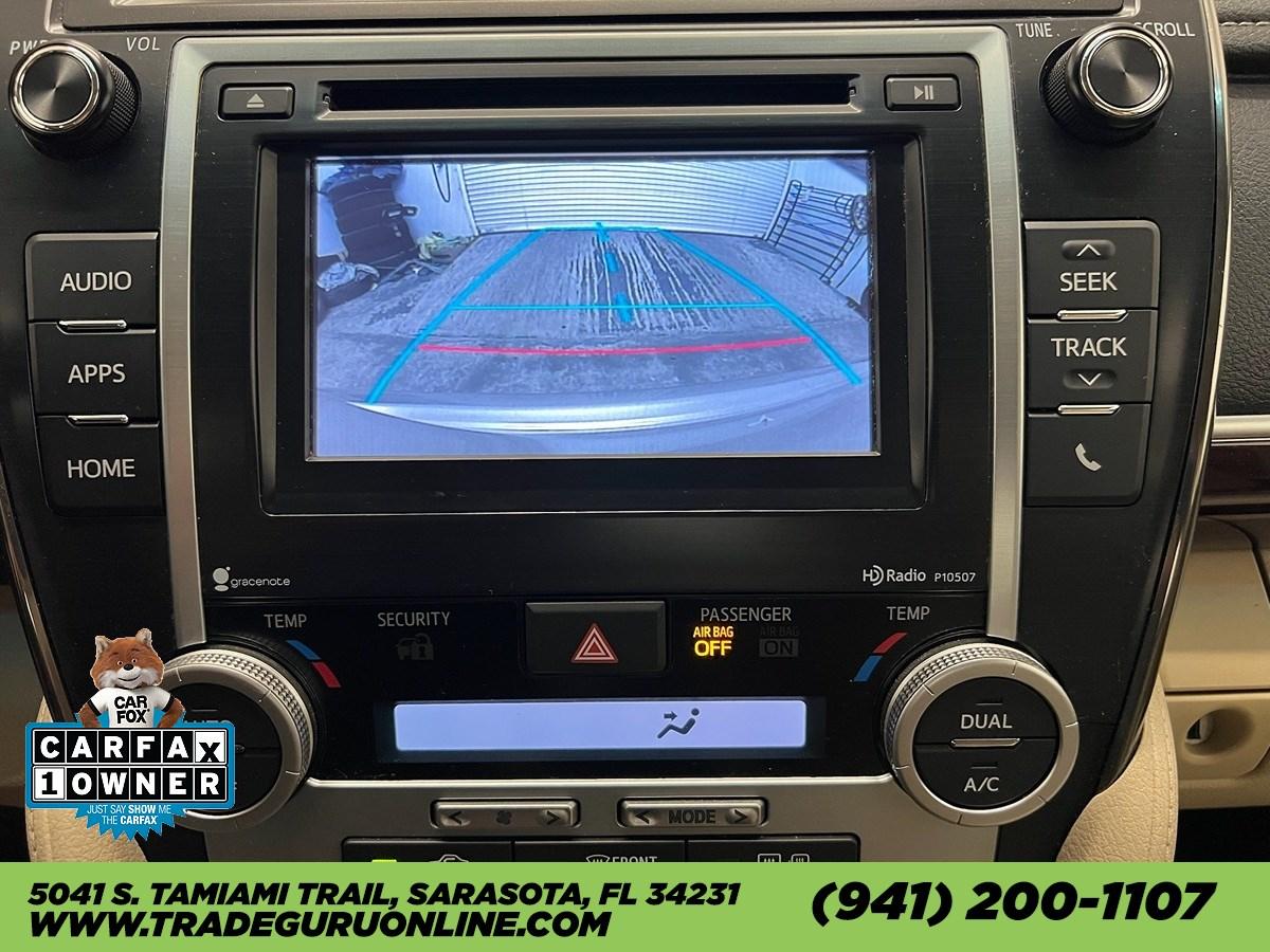 Toyota Camry L - Thumbnail 12