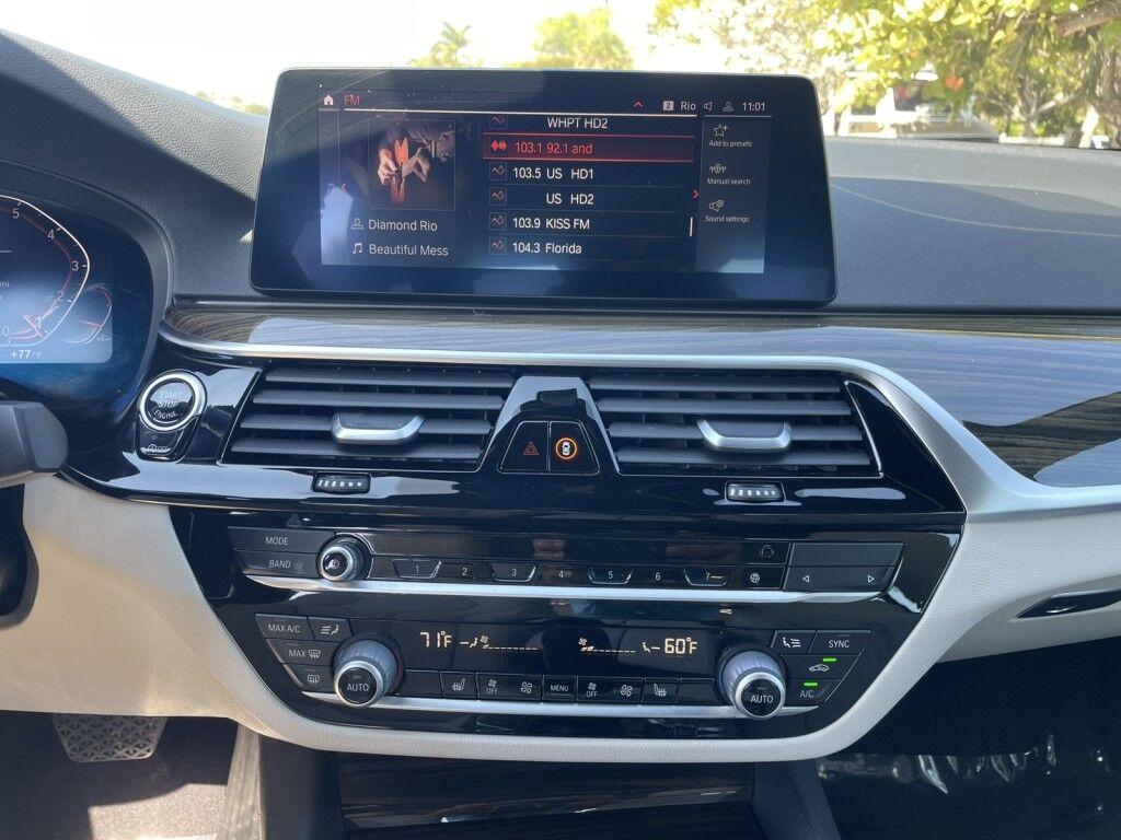 BMW 5 Series - Thumbnail 16