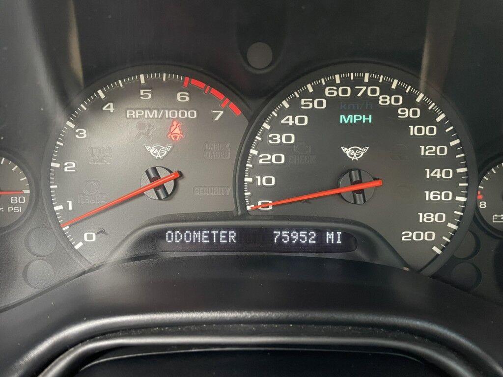 Chevrolet Corvette - Thumbnail 16