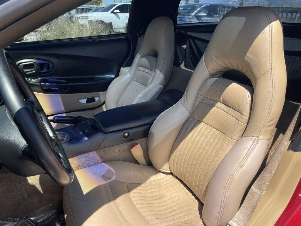 Chevrolet Corvette - Thumbnail 2