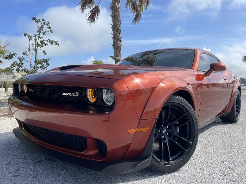 Dodge Challenger - View 1