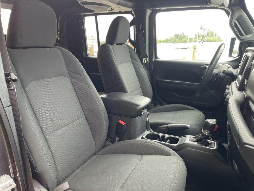 Jeep Gladiator - Thumbnail 7