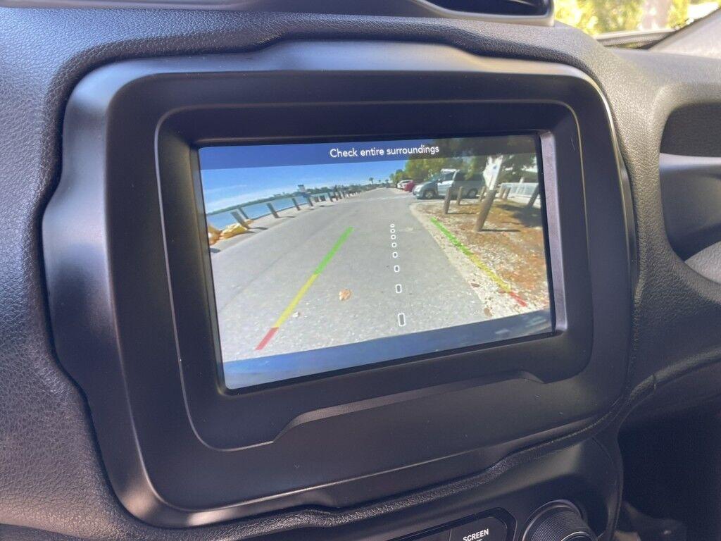 Jeep Renegade - Thumbnail 18