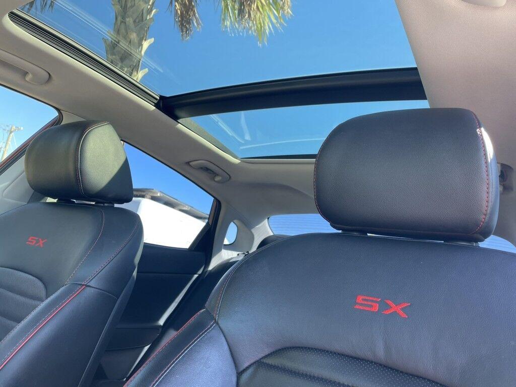 Kia Optima - Thumbnail 20