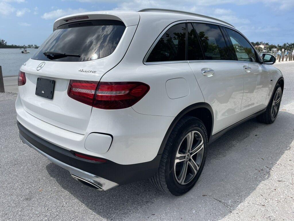 Mercedes-Benz GLC - Thumbnail 6