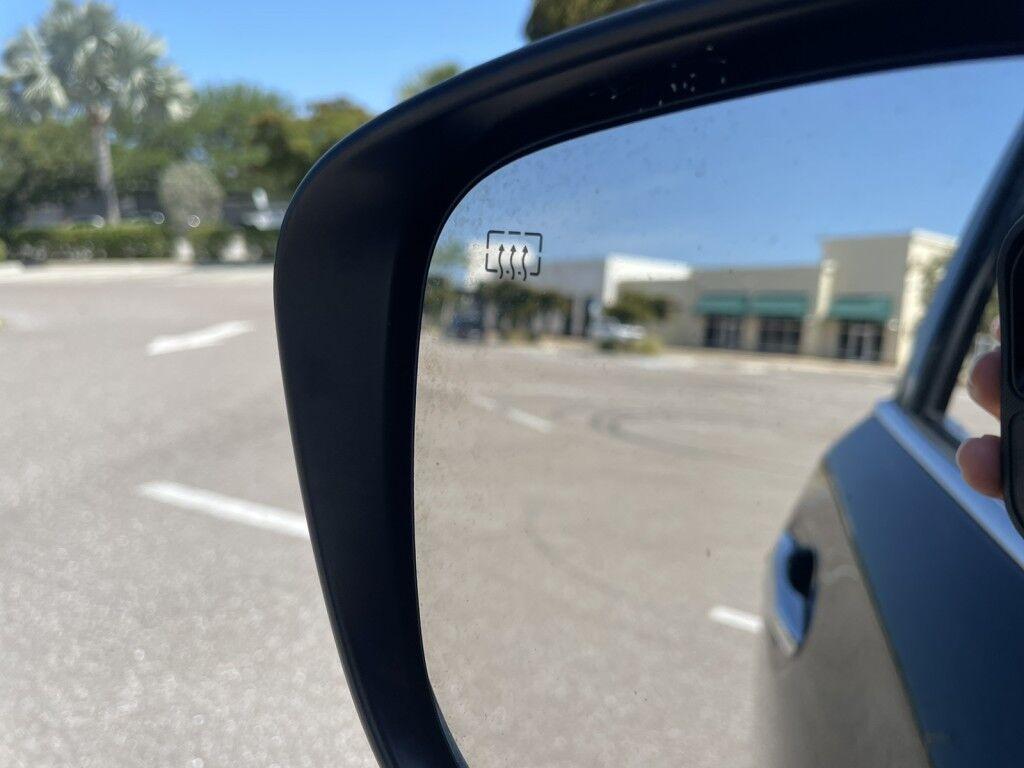 Nissan Rogue - Thumbnail 9