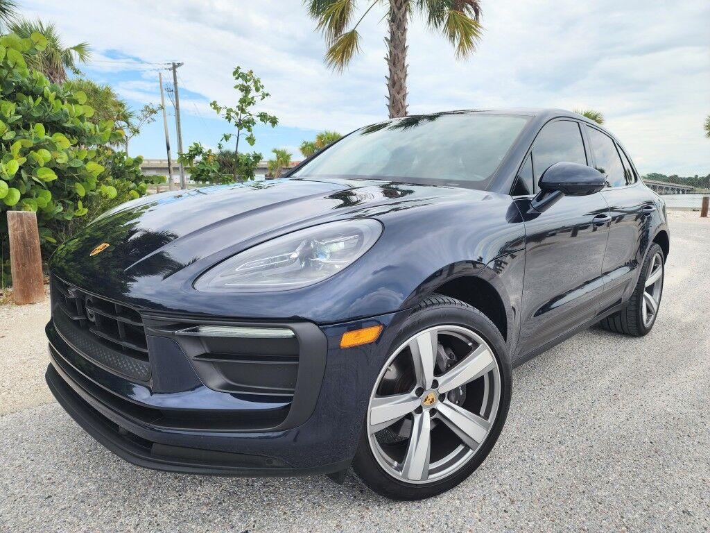 Porsche Macan - View 1