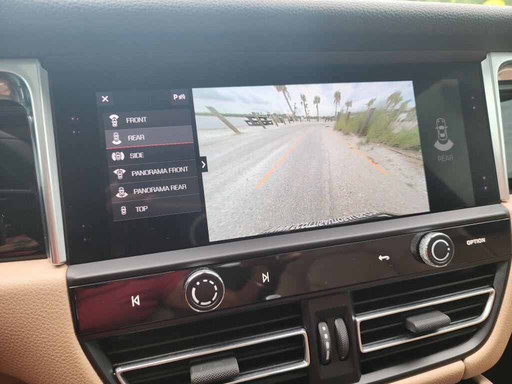 Porsche Macan - Thumbnail 18