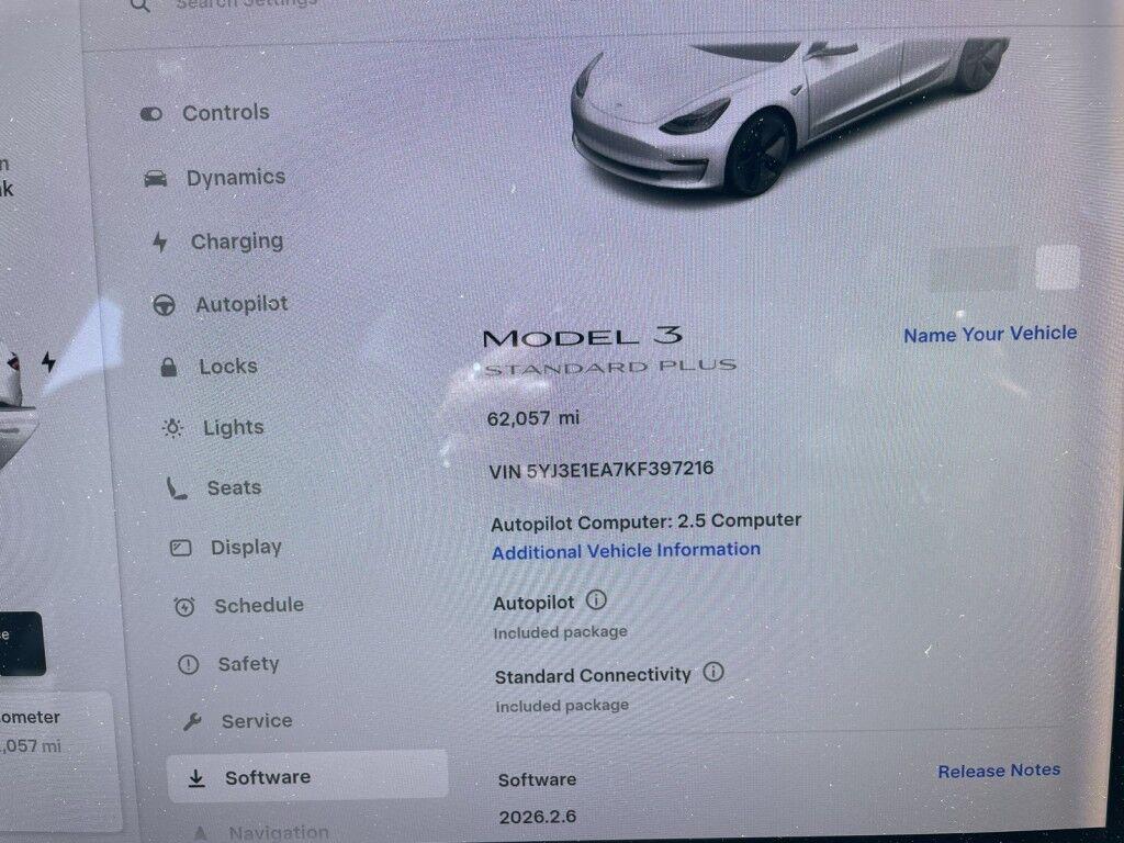 Tesla Model 3 - Thumbnail 15