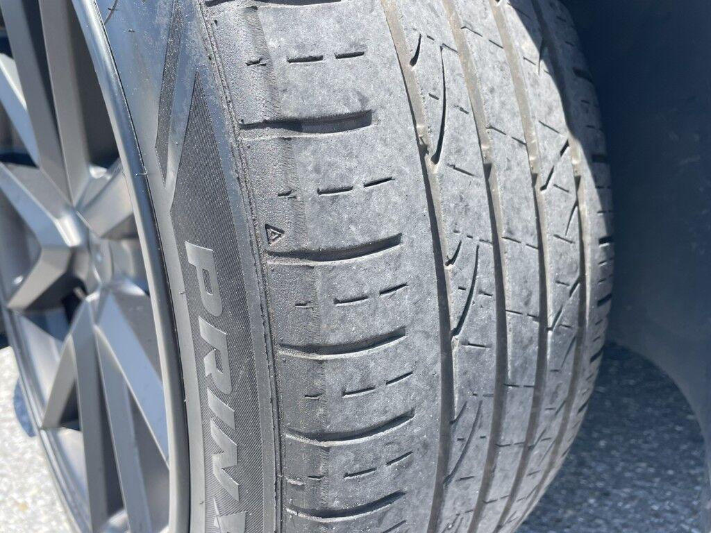 Tesla Model 3 - Thumbnail 19