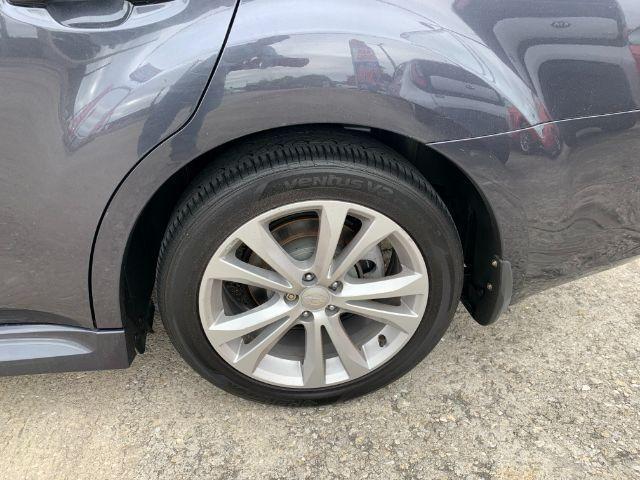 Subaru Legacy - Thumbnail 7