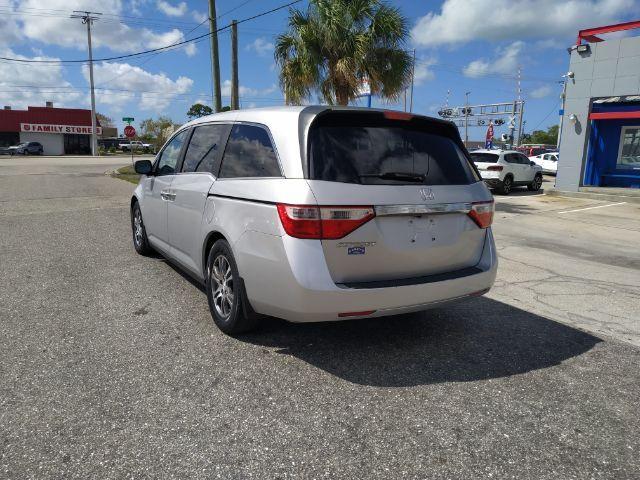 Honda Odyssey - Thumbnail 3