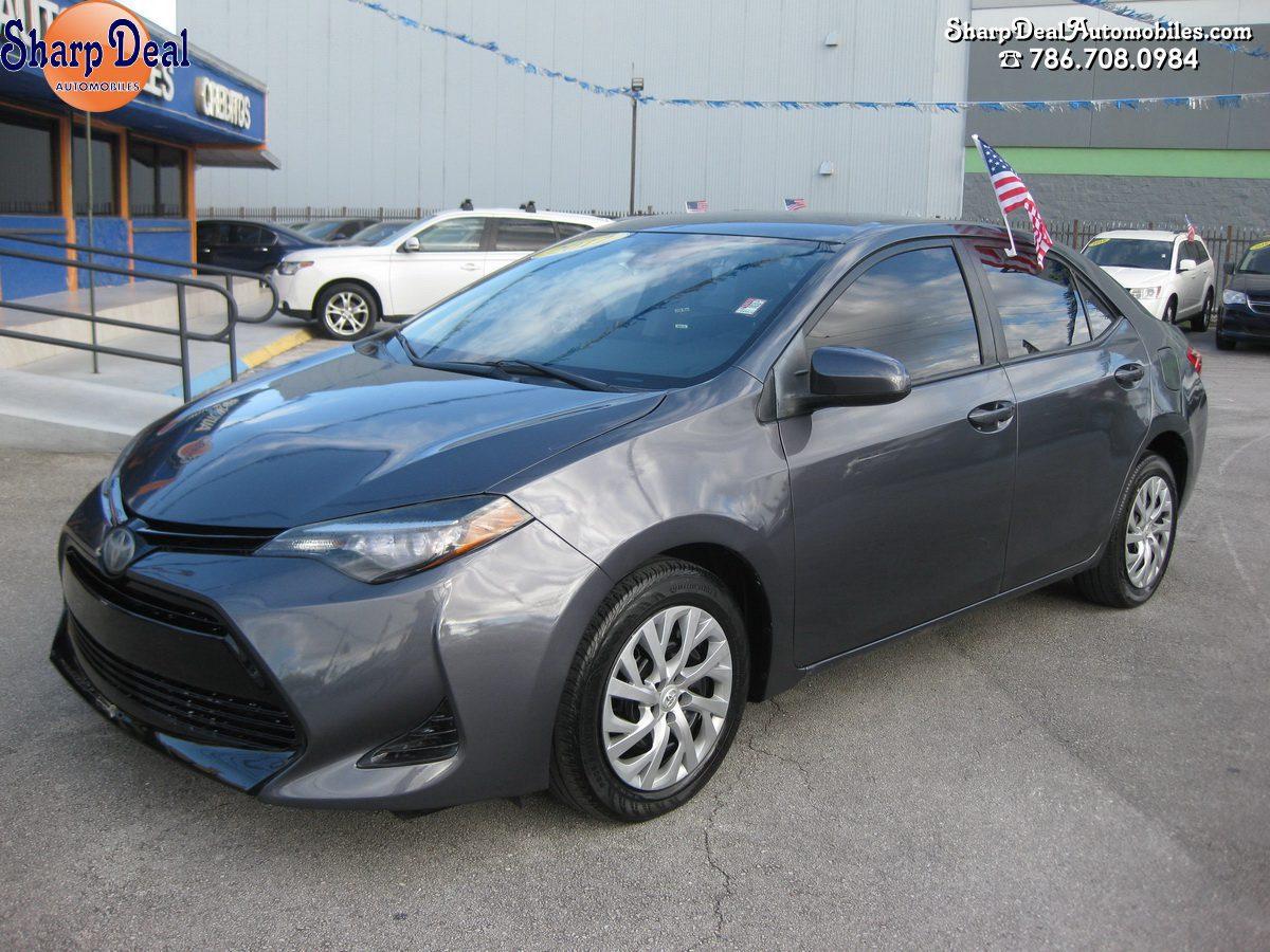 Toyota Corolla - View 1