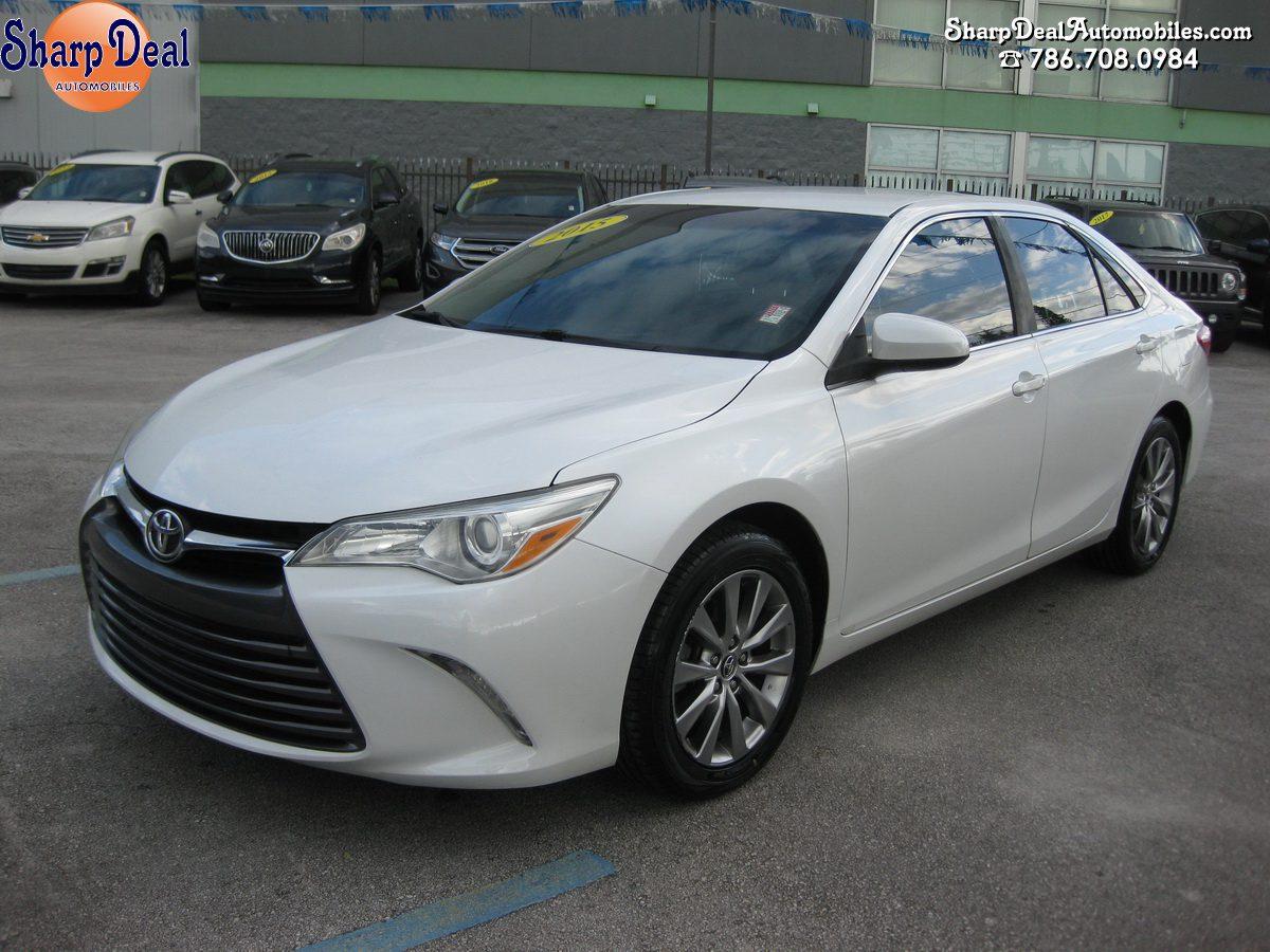 Toyota Camry - View 1