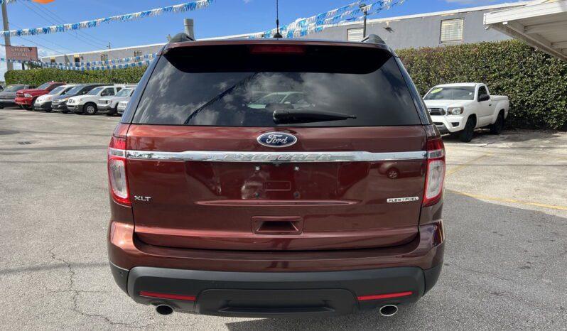 Ford Explorer - Thumbnail 8