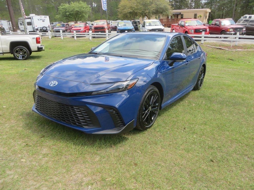 Toyota Camryxse - Thumbnail 2