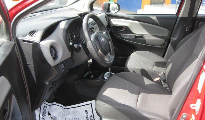 Toyota Yaris - Thumbnail 11