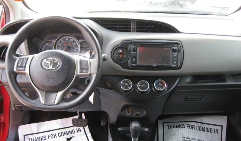 Toyota Yaris - Thumbnail 13