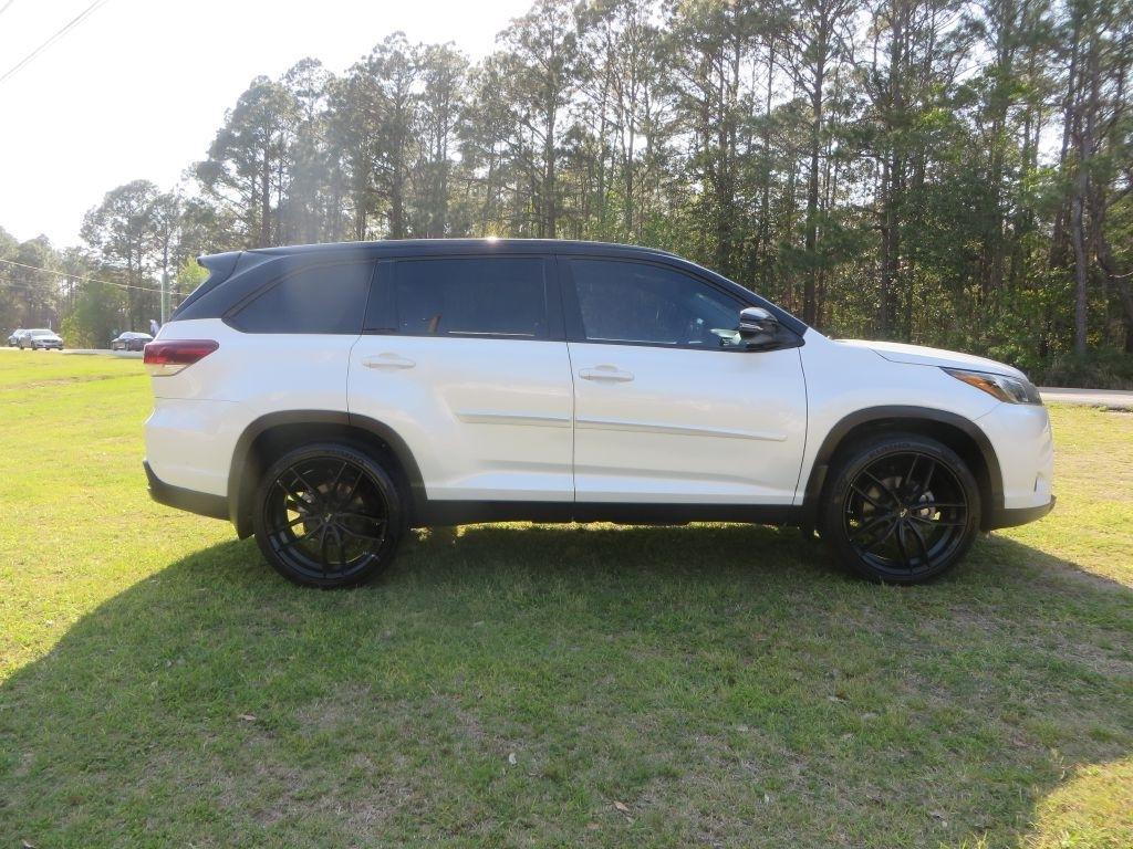 Toyota Highlanderse - Thumbnail 4