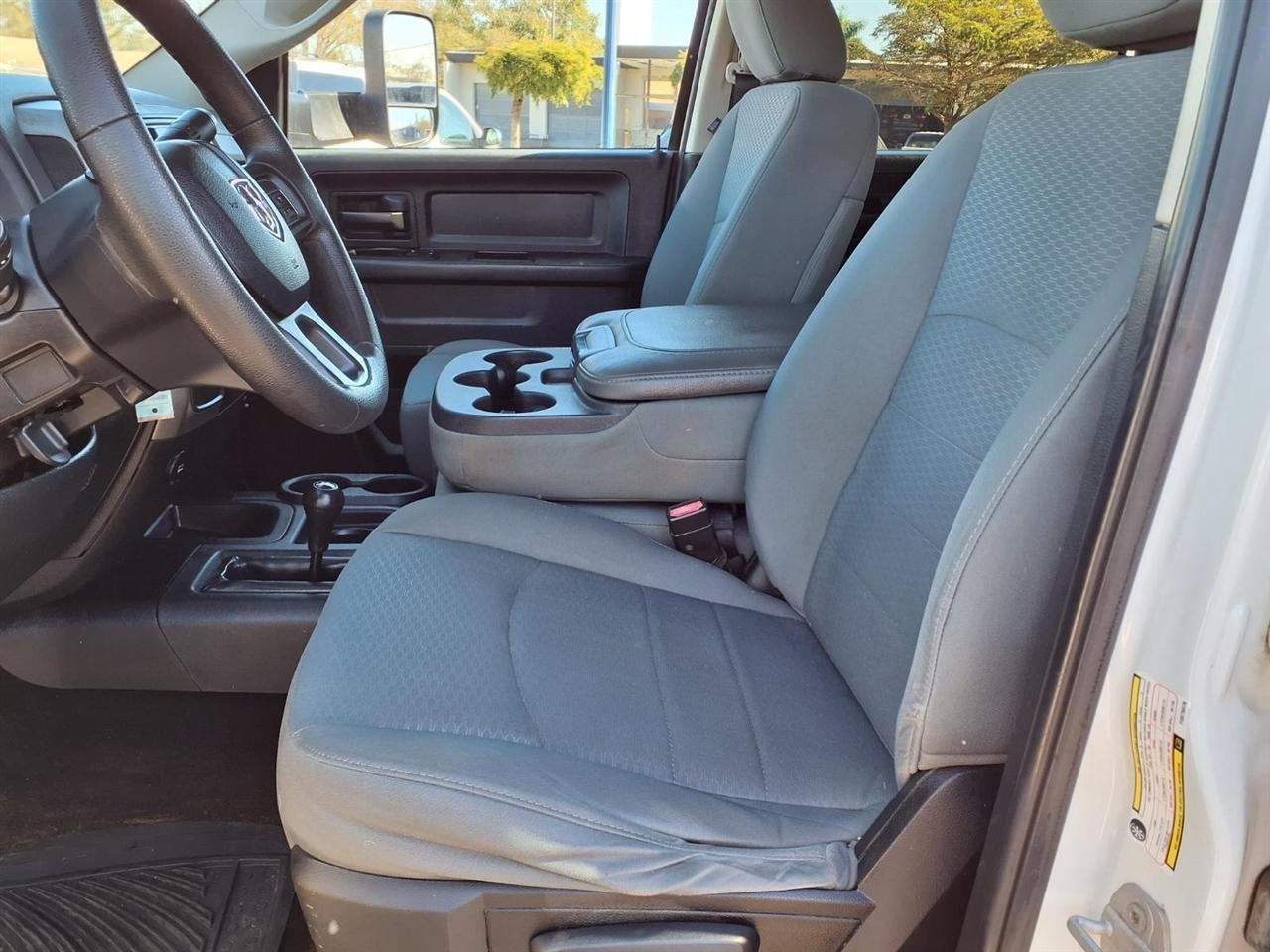 Ram 35004Wd Crew Cab 169" Tradesman - Thumbnail 8