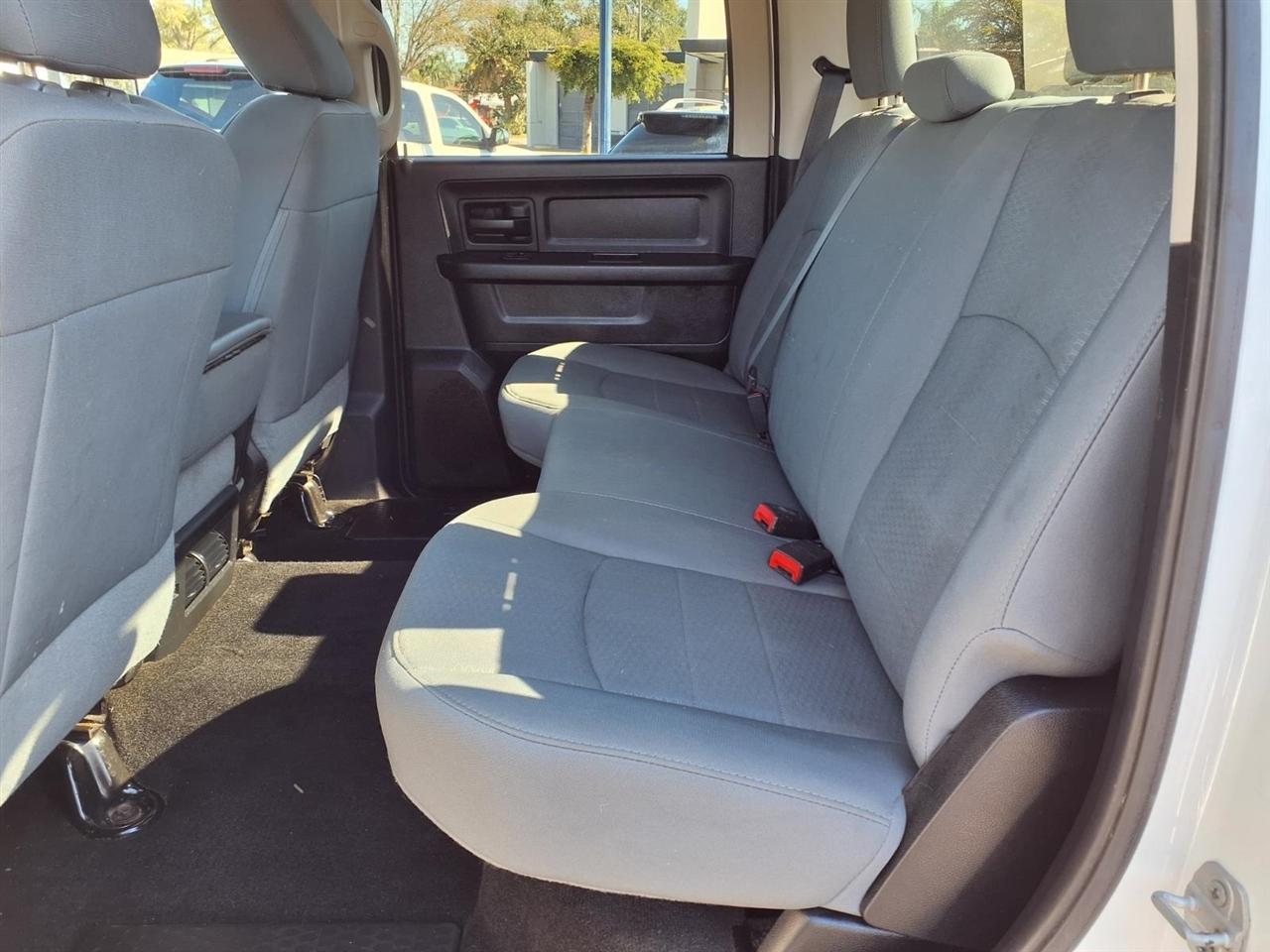 Ram 35004Wd Crew Cab 169" Tradesman - Thumbnail 10