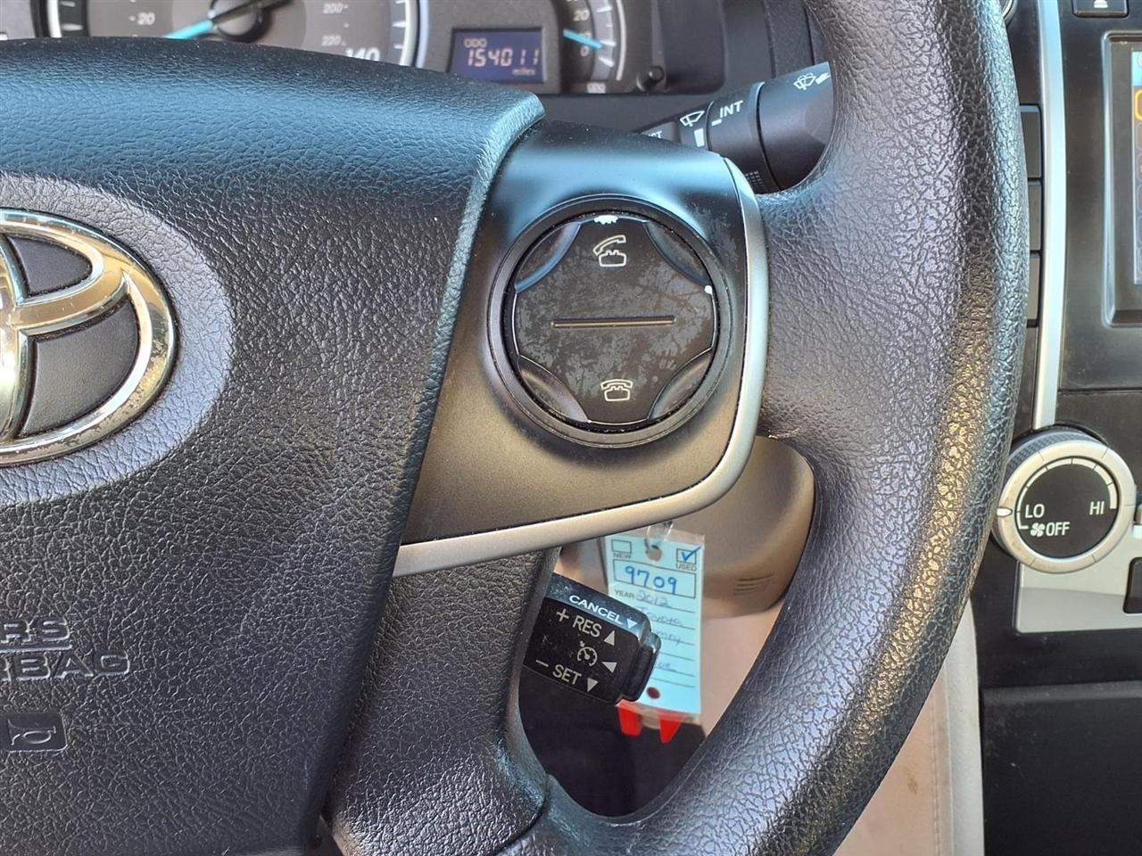 Toyota Camryle 4D Sedan - Thumbnail 20