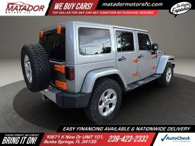 Jeep Wrangler - Thumbnail 7