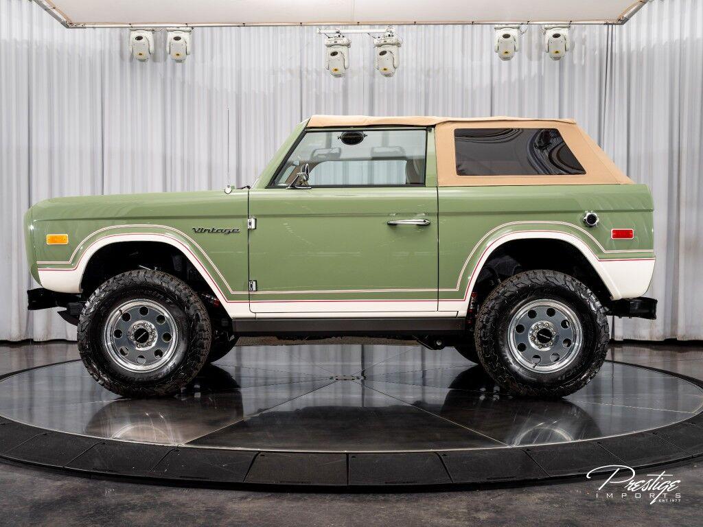 Ford Bronco - Thumbnail 12