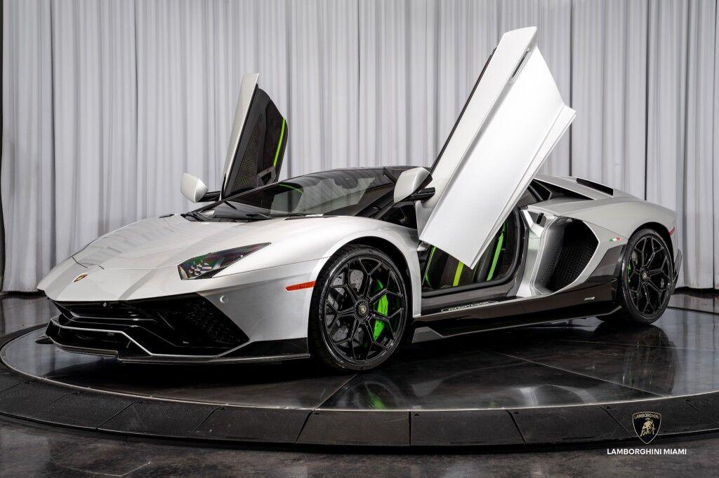 Lamborghini Aventador - Thumbnail 13