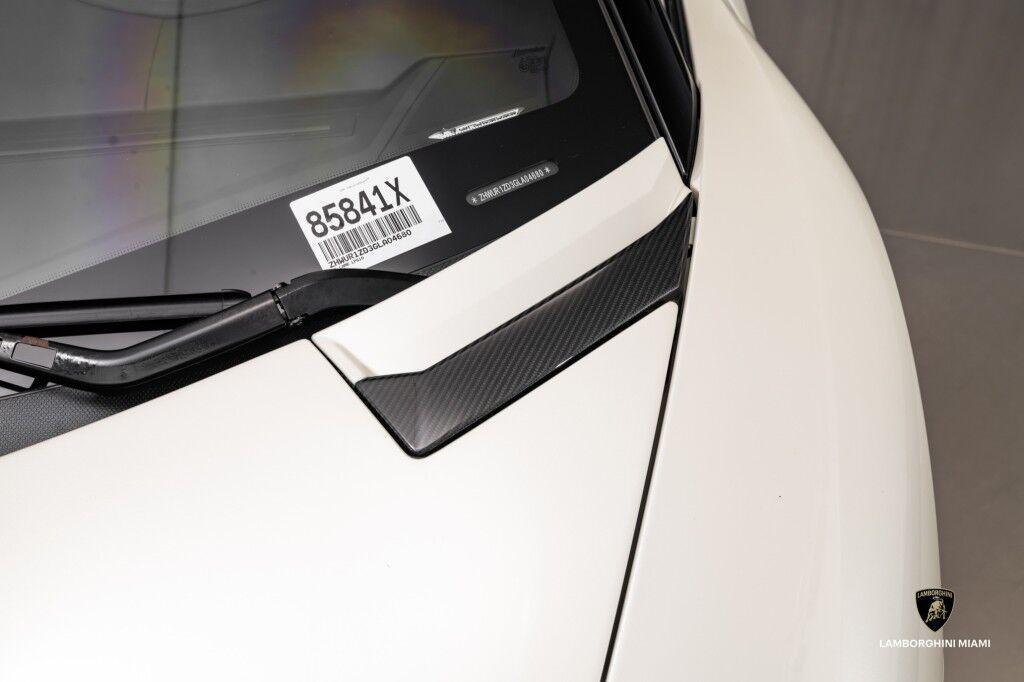 Lamborghini Aventador - Thumbnail 8