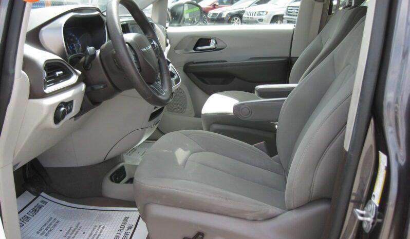 Chrysler Voyager - Thumbnail 12