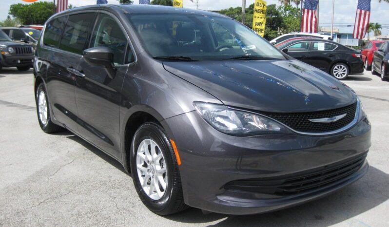 Chrysler Voyager - Thumbnail 4